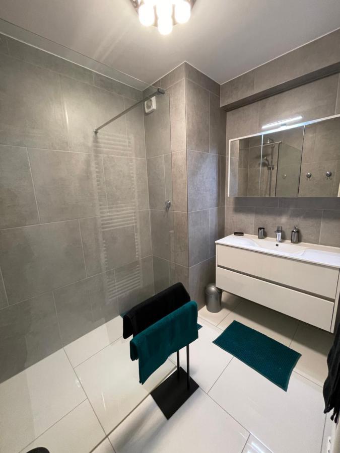 Bonnevoie, Charmant Appartment Avec Parking Prive Luxembourg Eksteriør bilde