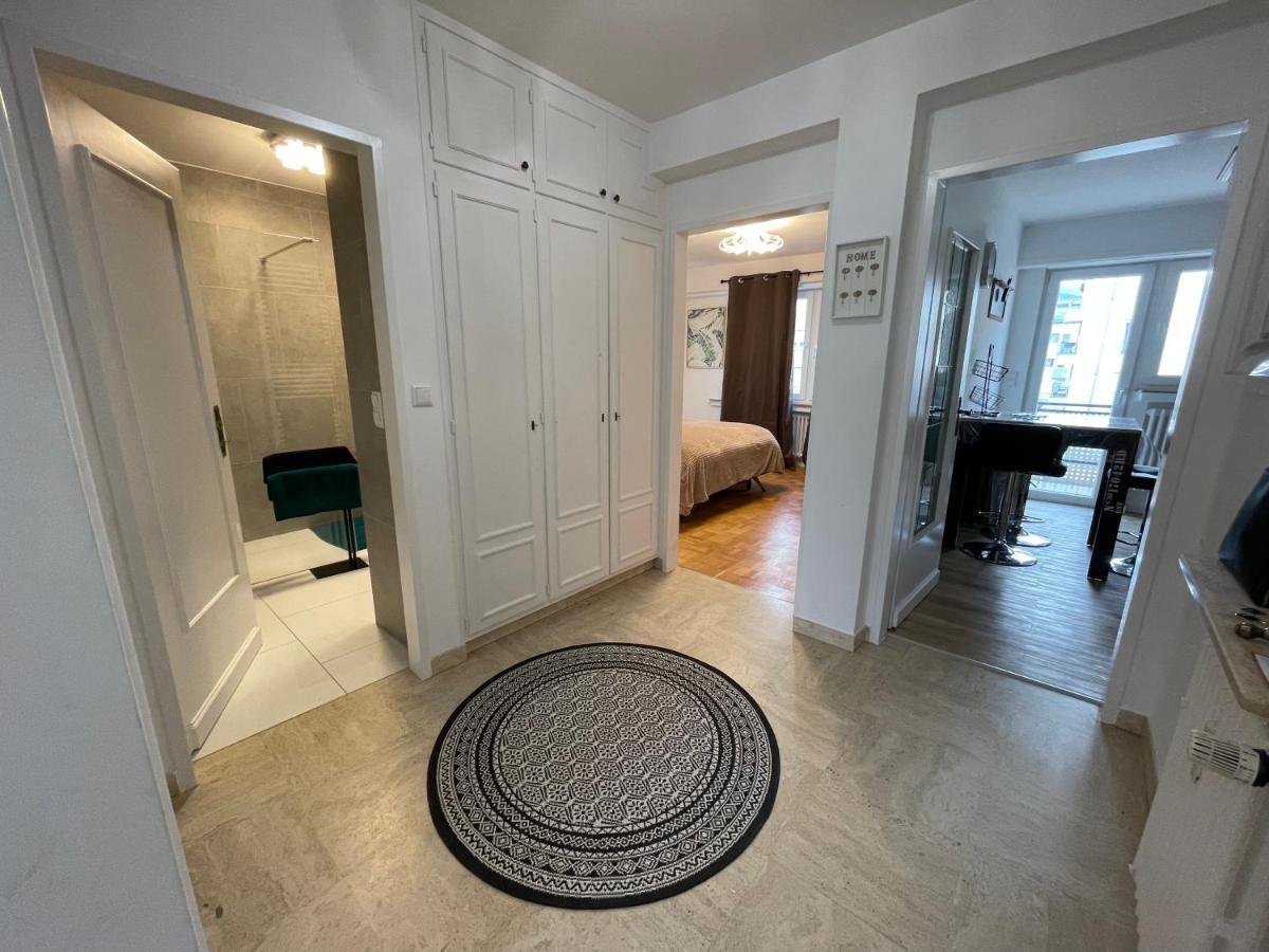 Bonnevoie, Charmant Appartment Avec Parking Prive Luxembourg Eksteriør bilde